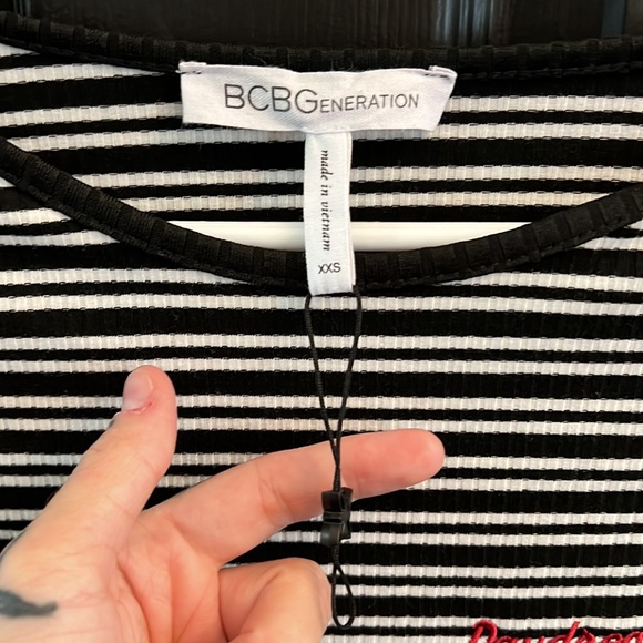 NWOT BCBGeneration Shirt - Picture 4 of 6